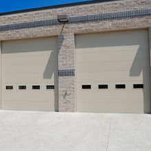 Electrical Fireproof Steel Vertical Lift Industrial Doors with Entrance 